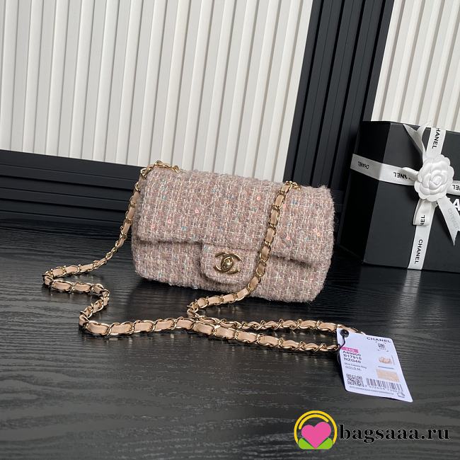 Bagsaaa Chanel Mini Classic Handbag A69900 Beige Tweed - 12 x 20 x 6cm - 1