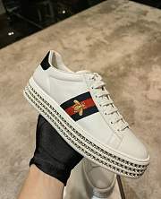 Bagsaaa Gucci White Leather Ace Web Sneakers - 2