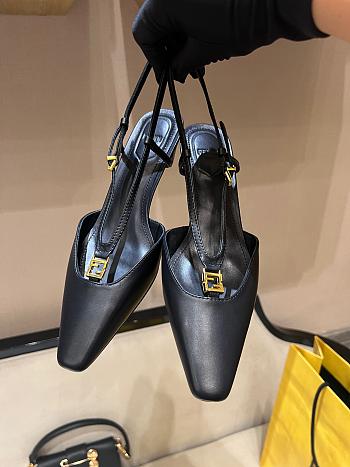 Bagsaaa Fendi FFold black leather low-heeled slingbacks