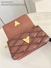 Bagsaaa Louis Vuitton M13841 Wallet On Chain GO-14 Tan - 12 x 5 x 20 cm - 4