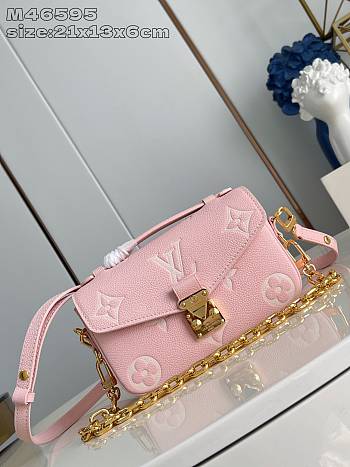 Bagsaaa Louis Vuitton M14208 Pochette Métis East West Pink - 21.5 x 13.5 x 6 cm