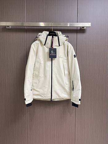 Bagsaaa Moncler White Jacket