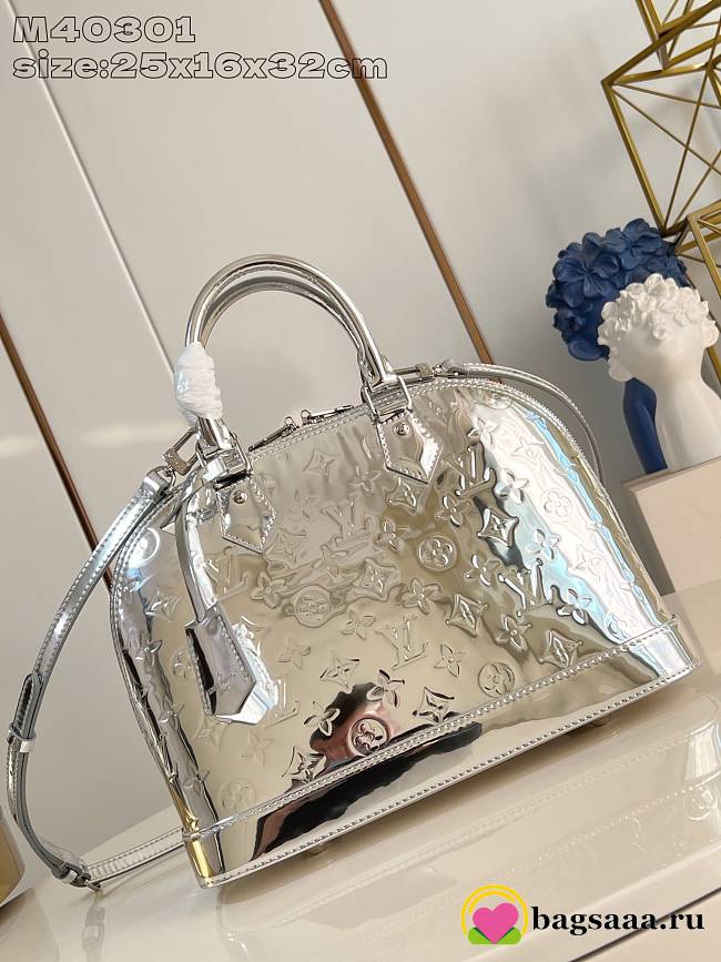 Bagsaaa Louis Vuitton Alma PM Silver - 32cm - 1