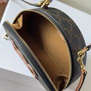 Bagsaaa Celine Half Moon Case in triomphe canvas and calfskin - 17.5 x 12 x 6 CM - 3