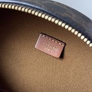 Bagsaaa Celine Half Moon Case in triomphe canvas and calfskin - 17.5 x 12 x 6 CM - 4