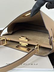 Bagsaaa Fendi Peekaboo Soft Medium Bag Cappuccino - 33cm - 4