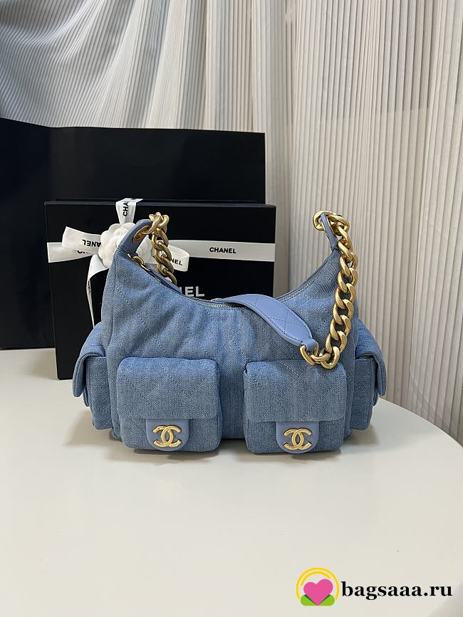 Bagsaaa Chanel Large Hobo Bag AS5339 Blue Denim -  22 x 31 x 15cm - 1