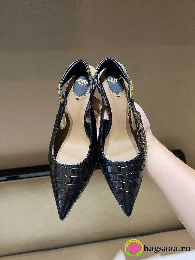 Bagsaaa Fendi Colibrì Lite Black leather flat slingbacks - 1