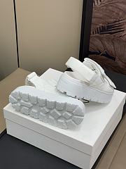 Bagsaaa Prada Padded nappa leather sandals white - 2