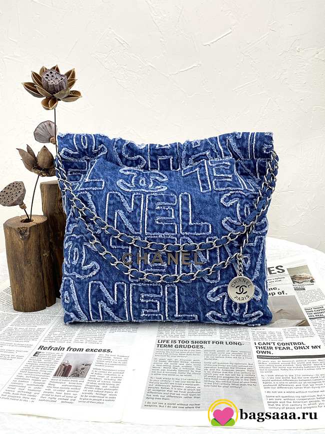 Bagsaaa Chanel 22 Patchwork Shoulder Bag Denim Blue AS3260 - 35 × 37 × 7 cm - 1