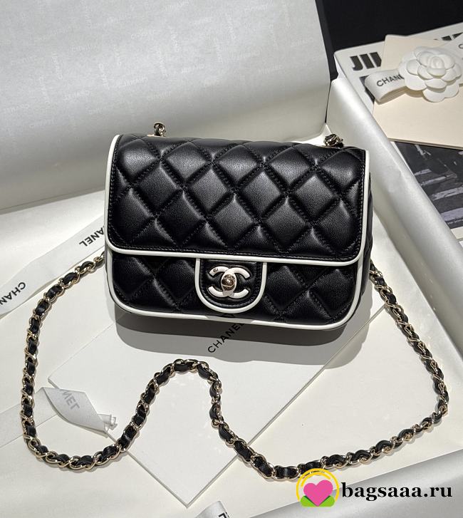 Bagsaaa Chanel Mini Flap Bag Black Lambskin AS5151 - 19.5cm - 1
