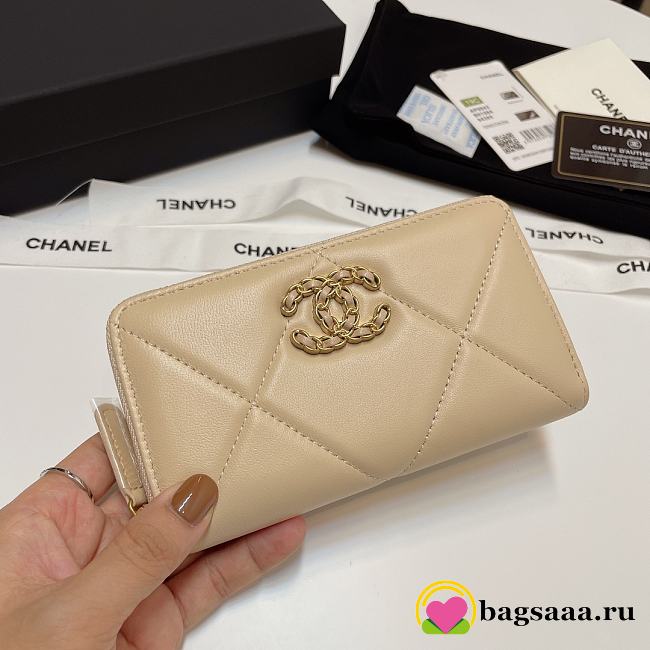 Bagsaaa Chanel Ohanel Beige Wallet - 16.5*9cm - 1