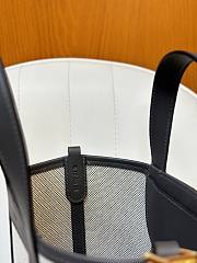 Bagsaaa Hermès In-the-Loop 18 bag Black/Beige - 18 x 19.5 x 12 cm - 3