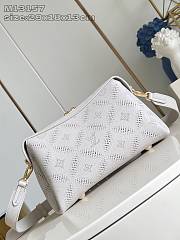Bagsaaa Louis Vuitton M13157 Hand It All PM Gray - 29cm - 3