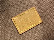 Bagsaaa Louis Vuitton M14017 Fashion Show Noé Cargo monogram - 24cm - 2