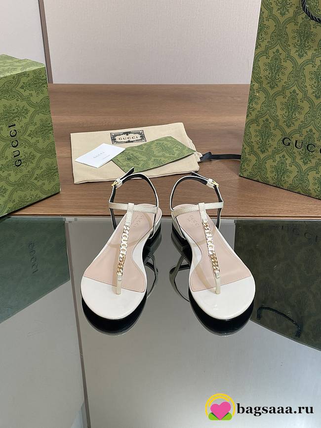 Bagsaaa Gucci Signoria thong-strap sandals white - 1