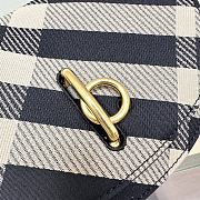 Bagsaaa Burberry Mini Rocking Horse Bag black - 19cm - 2
