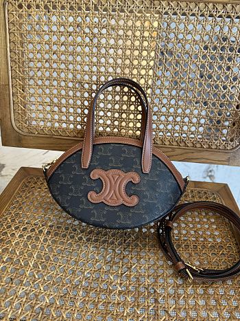 Bagsaaa Celine Oval Bag In Triomphe Canvas And Calfskin 122262 - 24cm