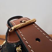 Bagsaaa Teen Celine Lulu In Triomphe Canvas And Calfskin 120722 - 21 x 24 x 5 CM - 3