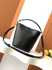 Bagsaaa Celine Small Bucket Louise In Smooth Calfskin 119173 Black - 19cm - 4