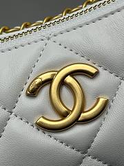 Bagsaaa Chanel Hobo Handbag AS5528 White - 26cm - 2
