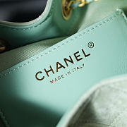 Bagsaaa CHANEL 25 Small Handbag AS5293 green - 30cm - 4