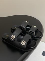 Bagsaaa Gucci Women's sandal with Double G 816633 Black - 1