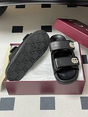 Bagsaaa Gucci Women's sandal with Double G 816633 Black - 4