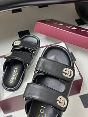 Bagsaaa Gucci Women's sandal with Double G 816633 Black - 3