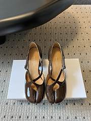 Bagsaaa Maison Margiela Split Toe Heels Brown - 1