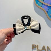 Bagsaaa Chanel Two-Tone Bow Clip - 1