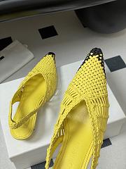 Bagsaaa Jacquemus Cubisto Banane 35 leather slingback pumps - 4