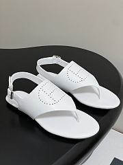 Bagsaaa Hermes Cutout H Sandals White - 1