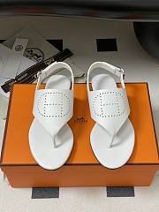 Bagsaaa Hermes Cutout H Sandals White - 2