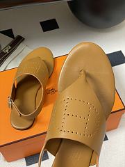 Bagsaaa Hermes Cutout H Sandals Brown - 3