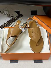 Bagsaaa Hermes Cutout H Sandals Brown - 2