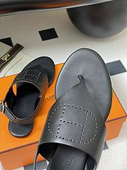 Bagsaaa Hermes Cutout H Sandals Black - 4