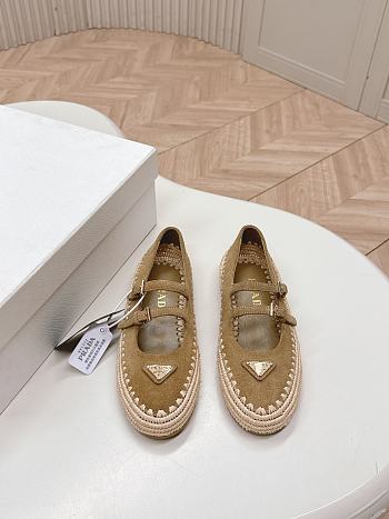 Bagsaaa Prada Suede ballerinas beige