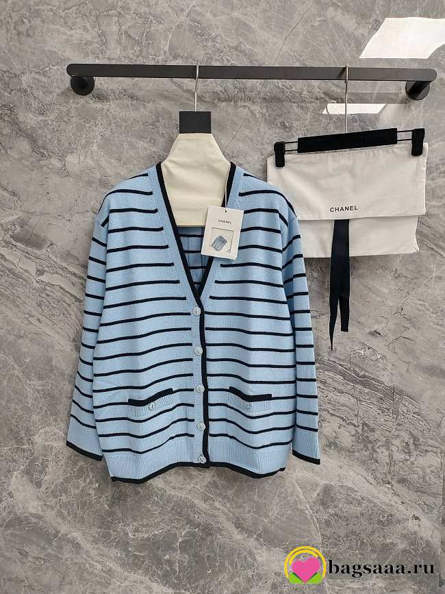 Bagsaaa Chanel Cardigan Light Blue Cashmere P79532 - 1