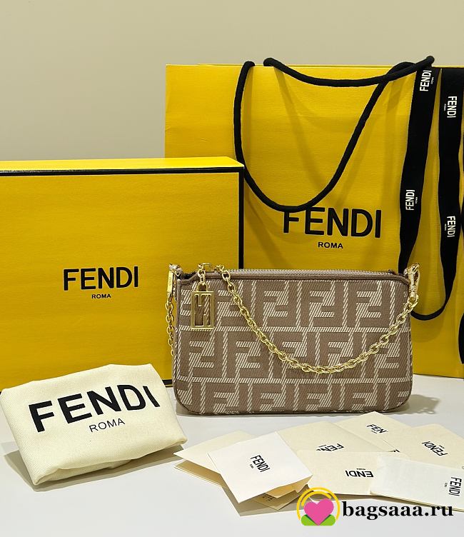 Bagsaaa Fendi Baguette Pouch Brown jacquard FF fabric clutch with chain - 20cm - 1