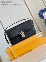 Bagsaaa LV M14564 Wallet On Chain LV Bloom Black - 20cm - 1