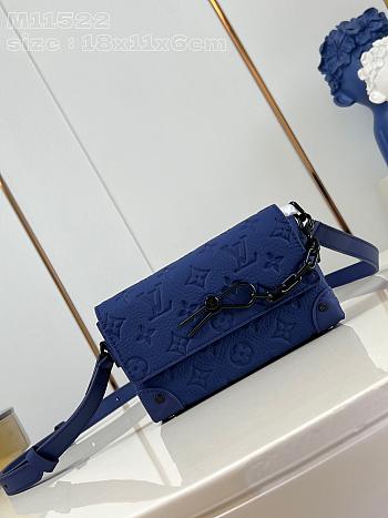 Bagsaaa LV M11522 Steamer Wearable Wallet Sapphire Blue - 18cm