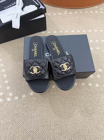Bagsaaa Chanel Turnlock Sandals Black