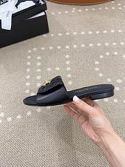 Bagsaaa Chanel Turnlock Sandals Black - 2