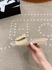 Bagsaaa Chanel Turnlock Sandals Beige - 2