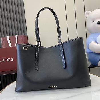 Bagsaaa Gucci GG Emblem Medium Tote Bag 815213 black - 38 x 25 x 15 cm