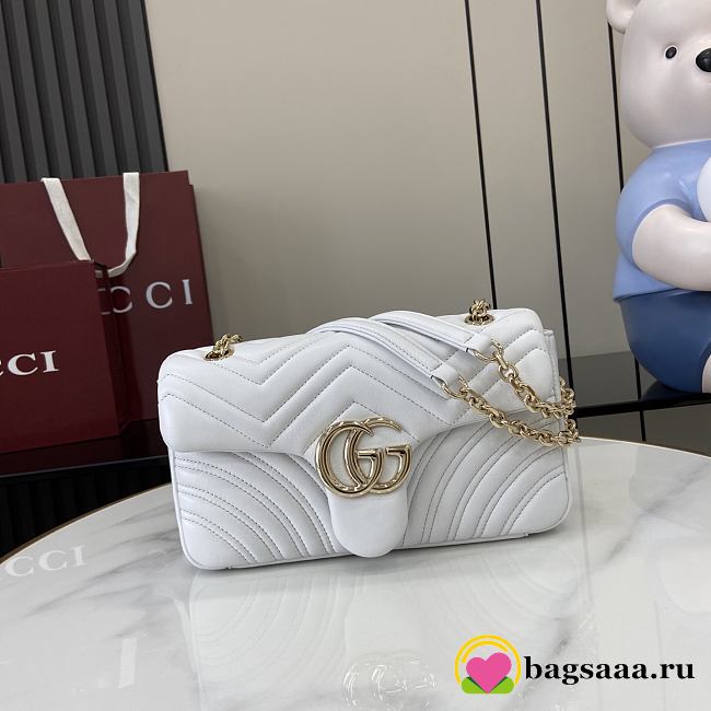Bagsaaa Gucci GG Marmont medium shoulder bag 837267 white - 26cm - 1