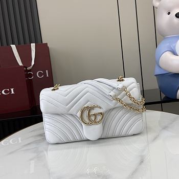 Bagsaaa Gucci GG Marmont medium shoulder bag 837267 white - 26cm