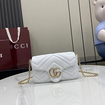 Bagsaaa Gucci GG Marmont mini shoulder bag 841290 white - 17cm