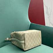 Bagsaaa Gucci GG Emblem Mini Bucket Bag 815118 beige & white - 19x18x11 cm - 2